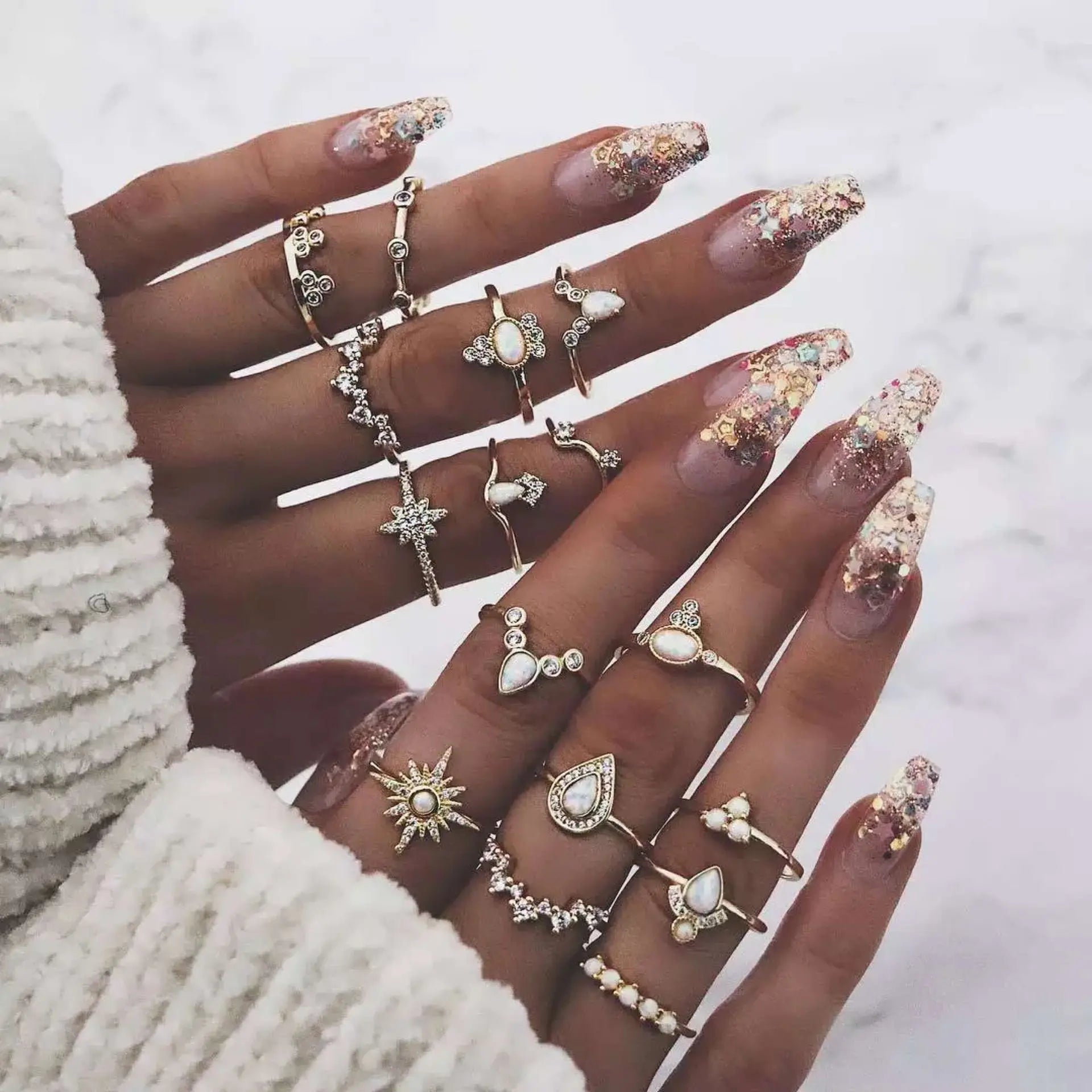 Trendiger geometrischer Mond-Knöchel-Fingerringe-Set für Frauen 2021 Böhmischer Kristallstein Damenring Hochzeitsschmuck