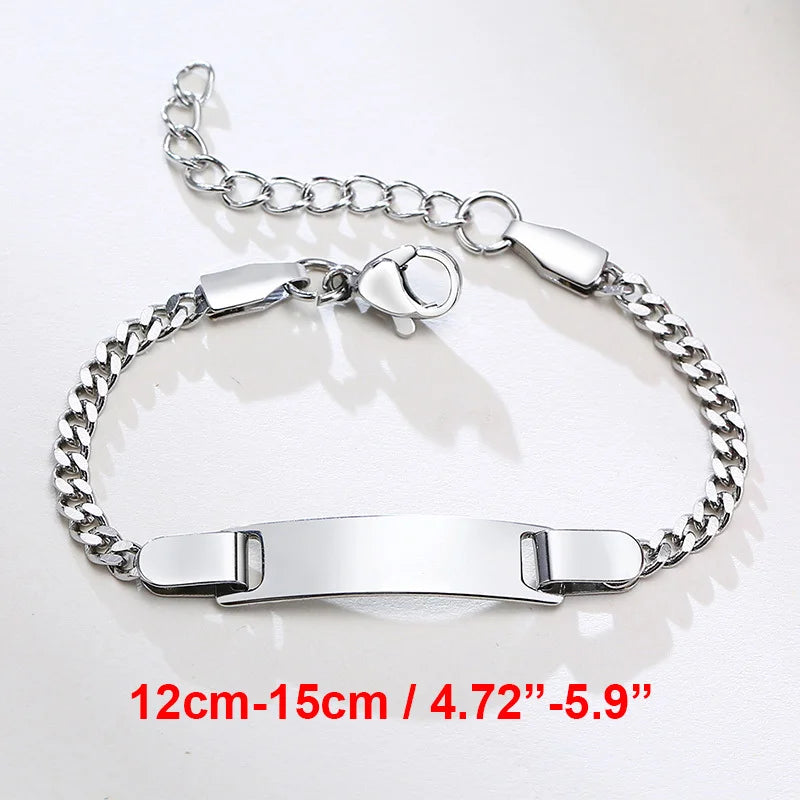 Vnox Individuelle Baby Mädchen Armbänder, Antiallergisches Edelstahlarmband für frischgebackene Mütter, Personalisiertes Namens-Geburtstagsgeschenk für Jungen und Mädchen