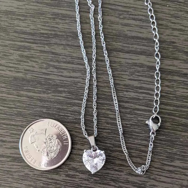 Collares de Corazón para Mujer de Acero Inoxidable con Cadena Chapada en Oro, Colgante de Corazón de Circonita, Gargantilla, Regalo de Joyería Boho para Bodas, Mujer