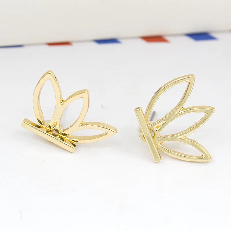 Pendientes pequeños coreanos con forma de margarita dulce para mujer, con circonitas, diseño de flores, pendientes de moda para niñas, regalo de joyería para fiesta