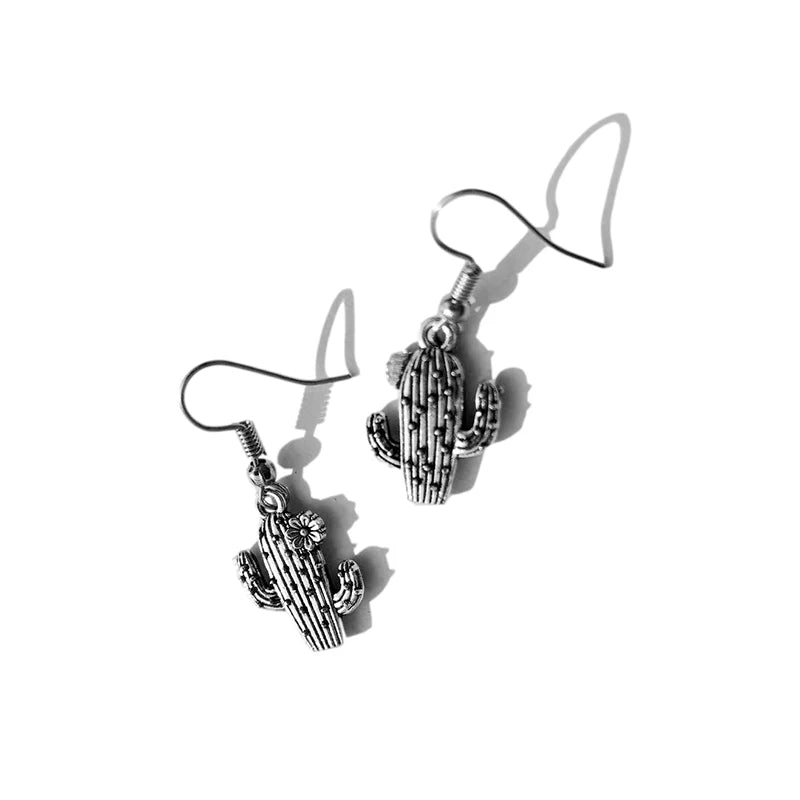 50 Stilvolle Ohrringe für Frauen, Fashion Punk Ohrhänger, einfache coole süße Schmuckstücke, individuelle handgemachte Mädchen Snake Cross Animal