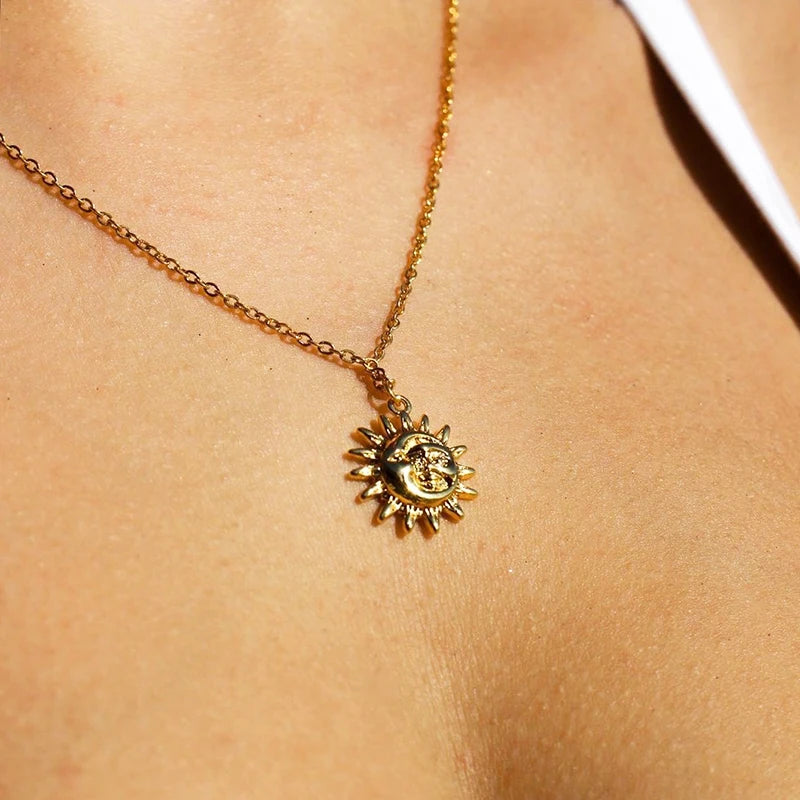 Bohemian Moon and Sun Face Pendant Necklaces Golden Minimalist Layered Coin Necklace For Women Men Jewelry Friendship Gift BFF