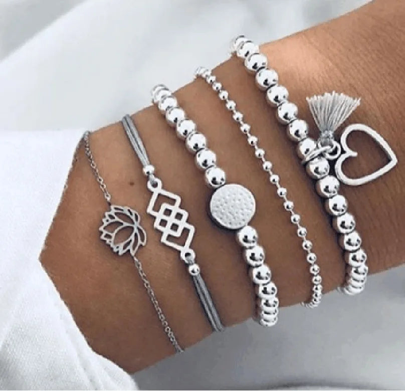 Neues böhmisches schwarzes Seilkettenarmband-Set für Frauen, Flugzeug, Muschel, Mond, Herz, Kristall-Charm-Armreif, Boho-Schmuck