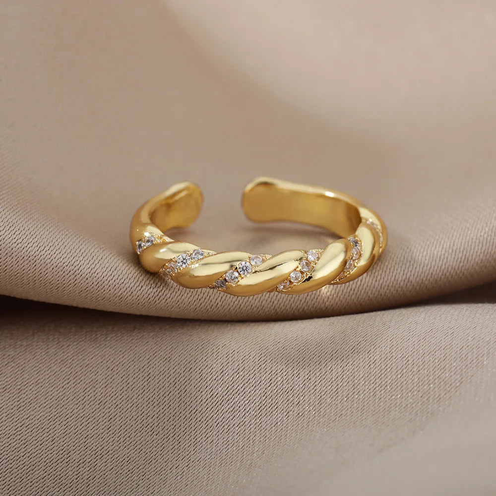 Zirkon Gedrehte Ringe für Frauen, Punk Edelstahl Goldfarben Offener Ring Geometrischer Fingerring Hip Hop Charm Schmuck Geschenk