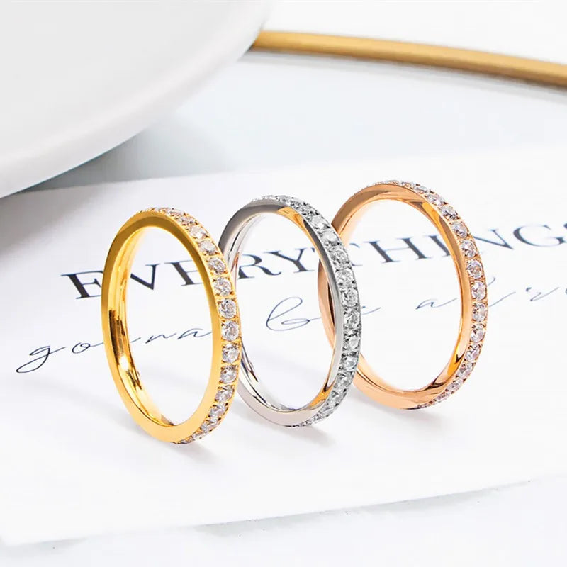 2mm Stapelbarer CZ-Eternity-Ring aus Edelstahl für Frauen und Mädchen, Größe 5-10