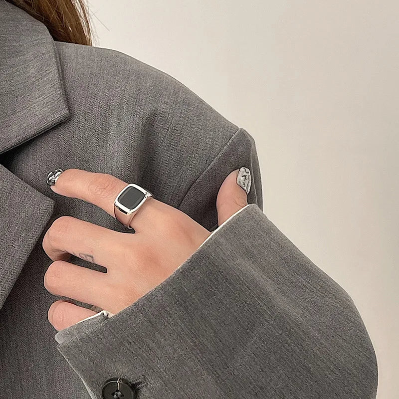 Anillo de plata de ley 925 chapado para mujer, regalo para niña, piedra negra, cristal esmaltado, retro, punk, abierto, joyería al por mayor