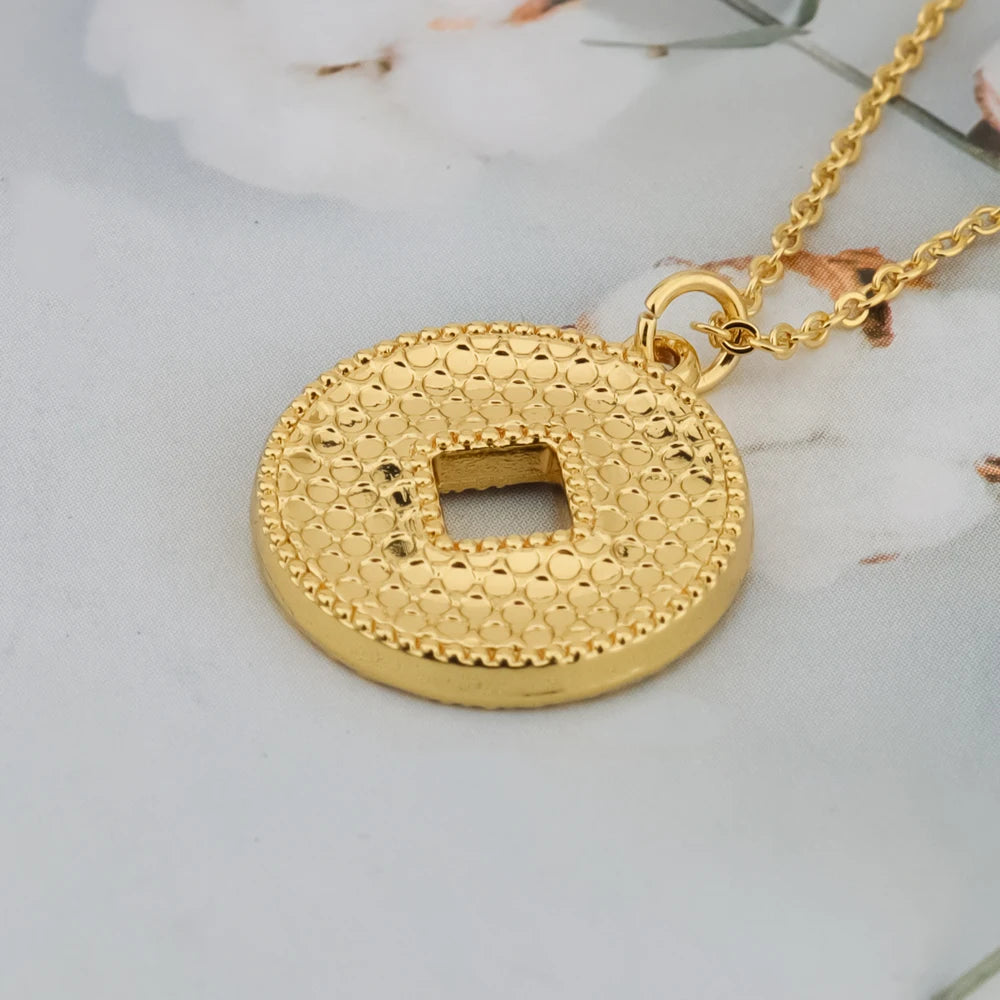 Dubai Goldfarbene Anhänger Halsketten Schmuck für Frauen Kostüm Halsketten Ohrringe Sets Nigerianische Hochzeitsgeschenke