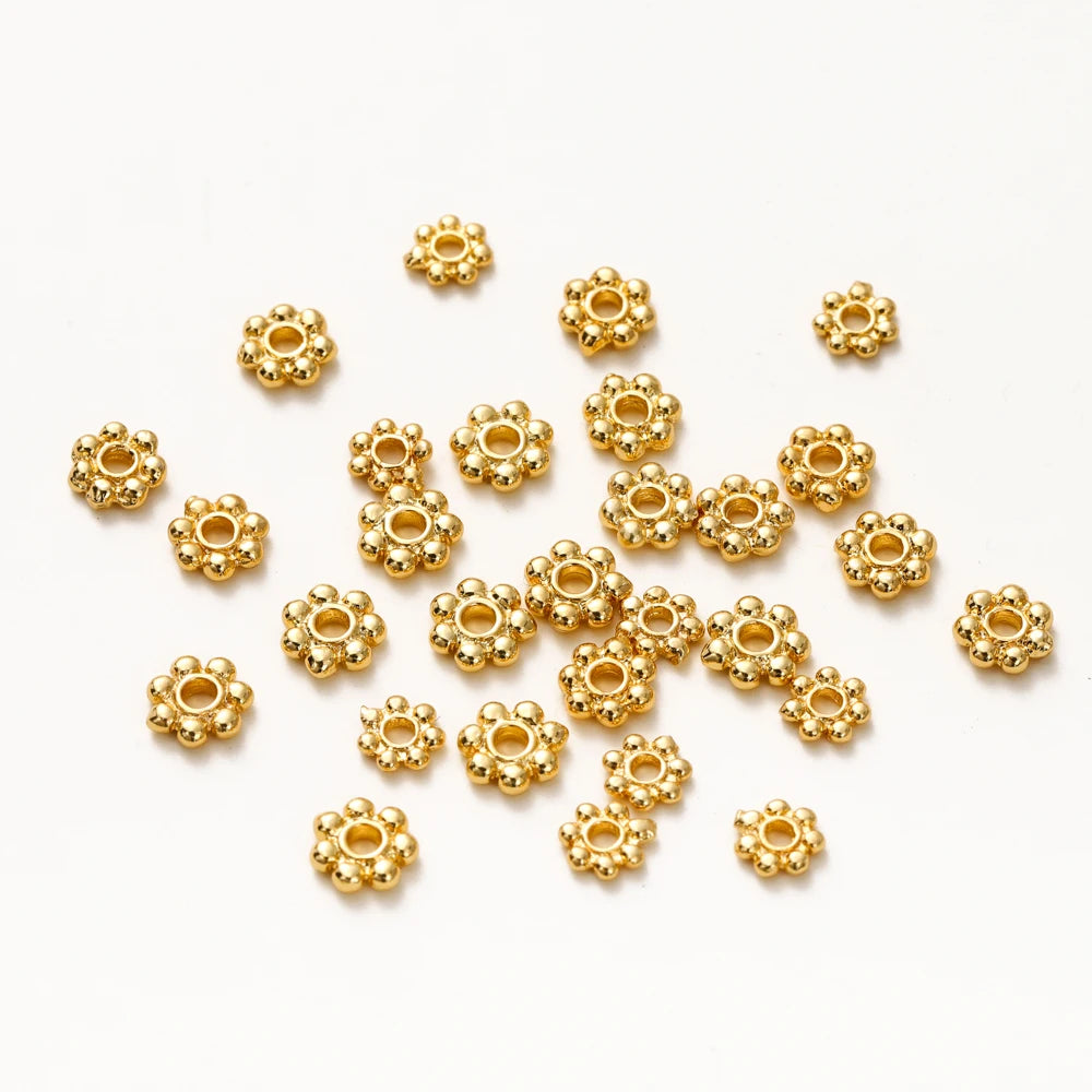 20 Stück 14K 18K Goldfarbe Gänseblümchen Zwischenperlen Mini Messing Spacer Beads Anhänger für DIY Armband Halskette Schmuckherstellung