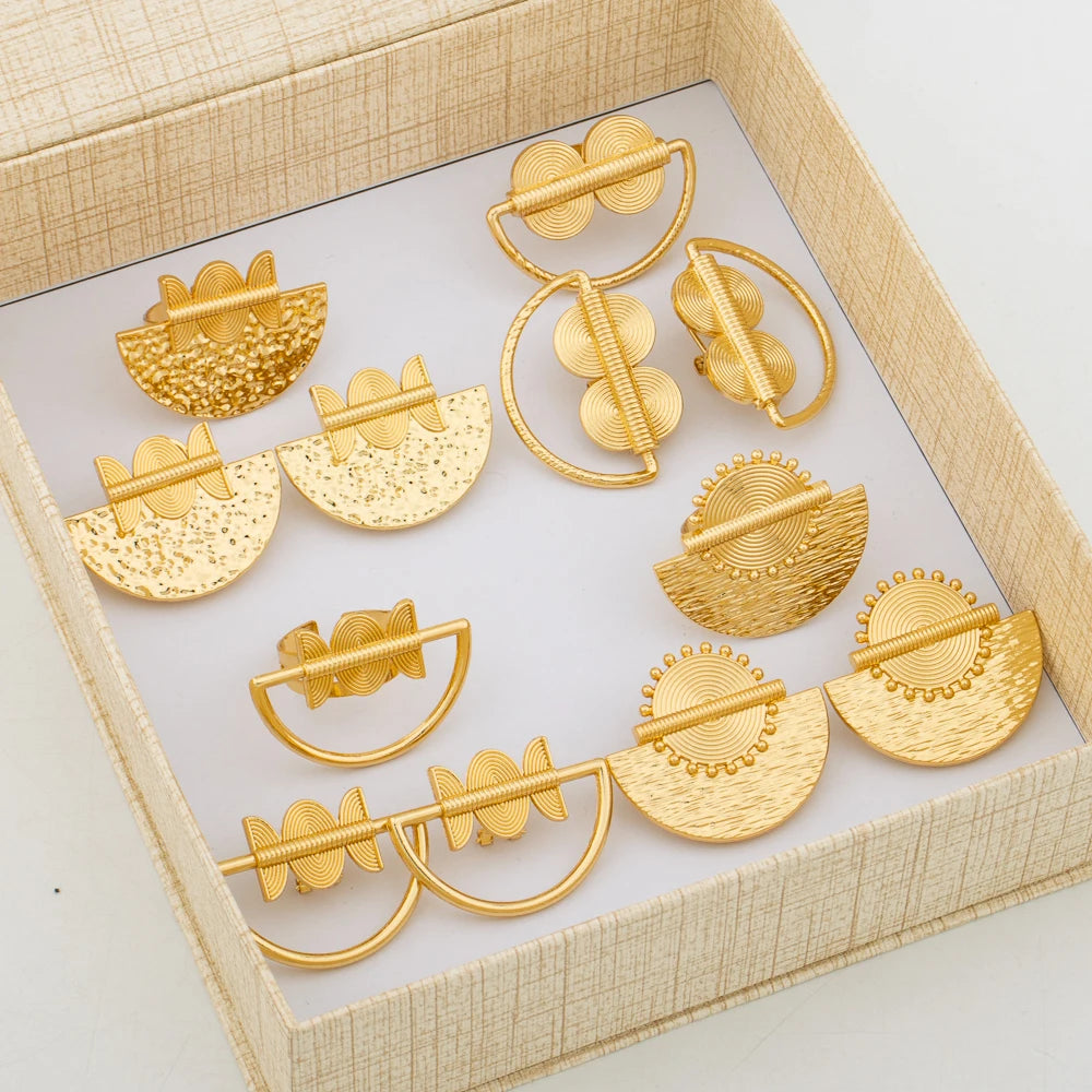 Trendige Ohrringe und Ring Schmuckset mit Geschenkbox, 18k vergoldete Clip-Ohrringe und Fingerring-Set für Party, Verlobung, Braut