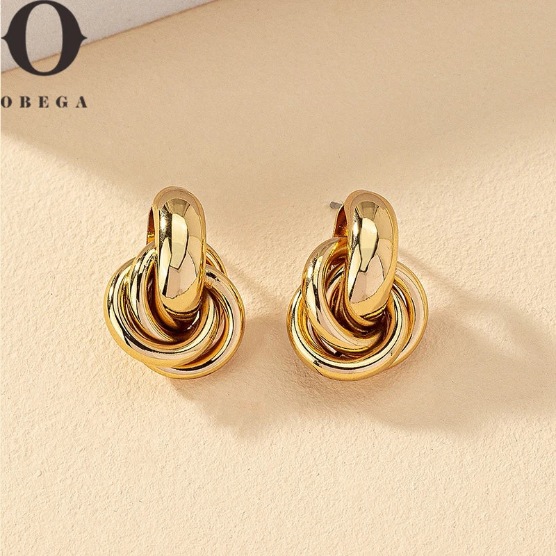 Obega Gold Silber Farbe Knoten Creolen Ohrringe für Damen Glänzende Beschichtung Trendige Ohrstecker Süßer Alltagsschmuck