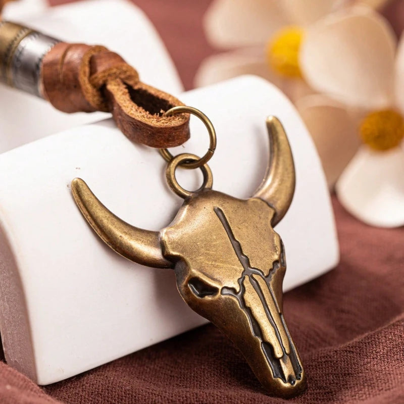 1x Kreativer Retro-Stierkopf-Anhänger Western-Cowboy-Element Stierkopf-Halskette Herren Trend-Accessoires