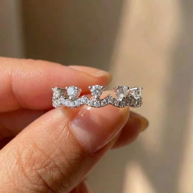 925 Sterling Silber Eleganter Krone Zirkon Ring für Frauen Stapelbares Accessoire Party Jubiläen Hochzeit Schmuck Geschenk