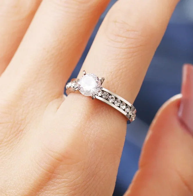 Fashion Trendy Sliver Color Zircon Rings For Women Finger Ring Jewelry Party Custom Jewelry