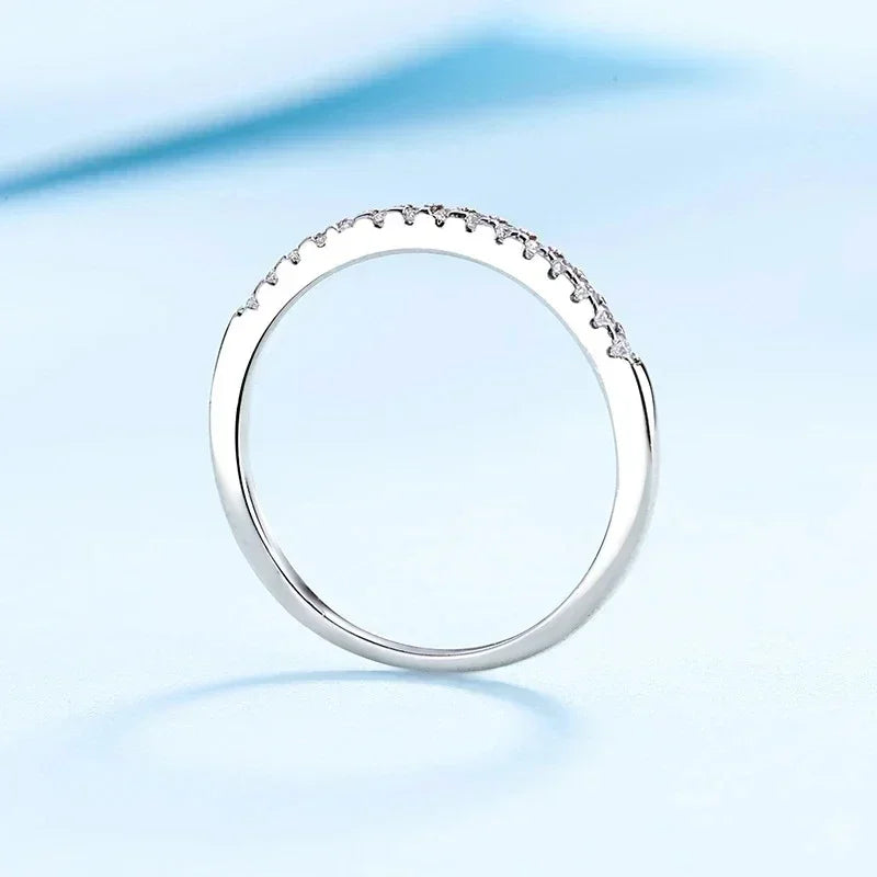 Anillo de Moissanita NeeTim de plata de ley 925 con baño de oro blanco, anillo de eternidad de diamante cultivado, anillos de compromiso y boda para mujer