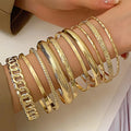 Zehnteiliges Set stilvoller böhmischer Retro-Armband-Schmuck für Hochzeiten und Bankette in Gold- und Silberfarbe mit breiter Oberfläche