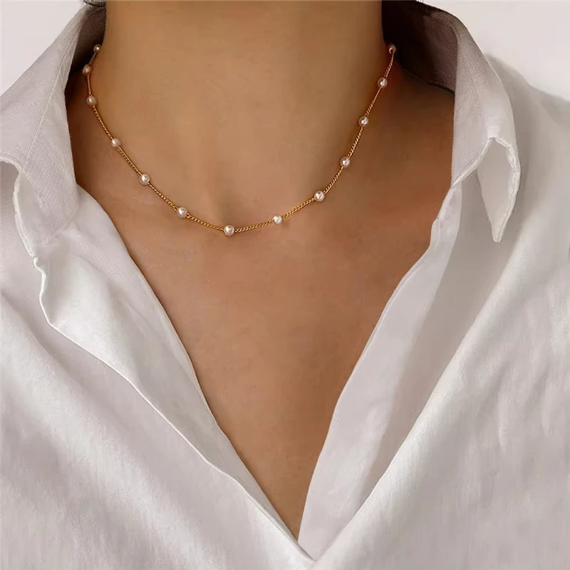 Nuevo collar de mariposa brillante, collar de cadena de clavícula de doble capa exquisito para mujer, joyería de regalo para mujer