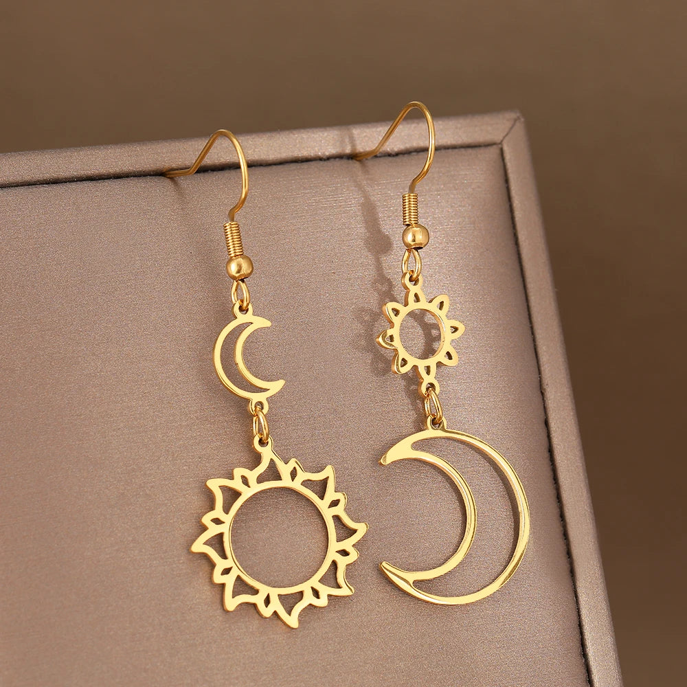 Edelstahl Ohrringe Bohemian Sonne Mond Totem Anhänger Neue Senior Statement Temperament Hängeohrringe Für Frauen Schmuck Geschenk