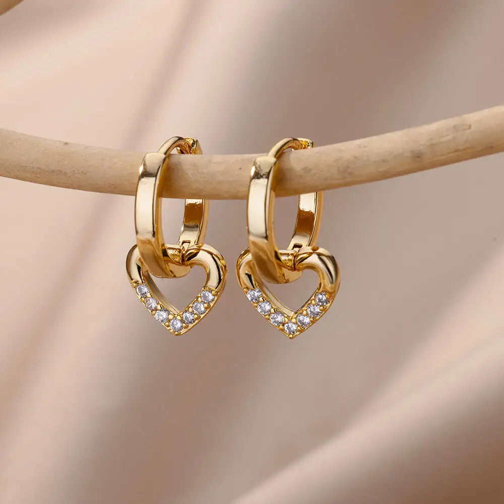Edelstahl-Herzohrringe für Damen Goldfarbene Mode-Zirkon-Liebes-Herz-Ohrhänger Hochzeit Ästhetischer Schmuck Geschenk 2023
