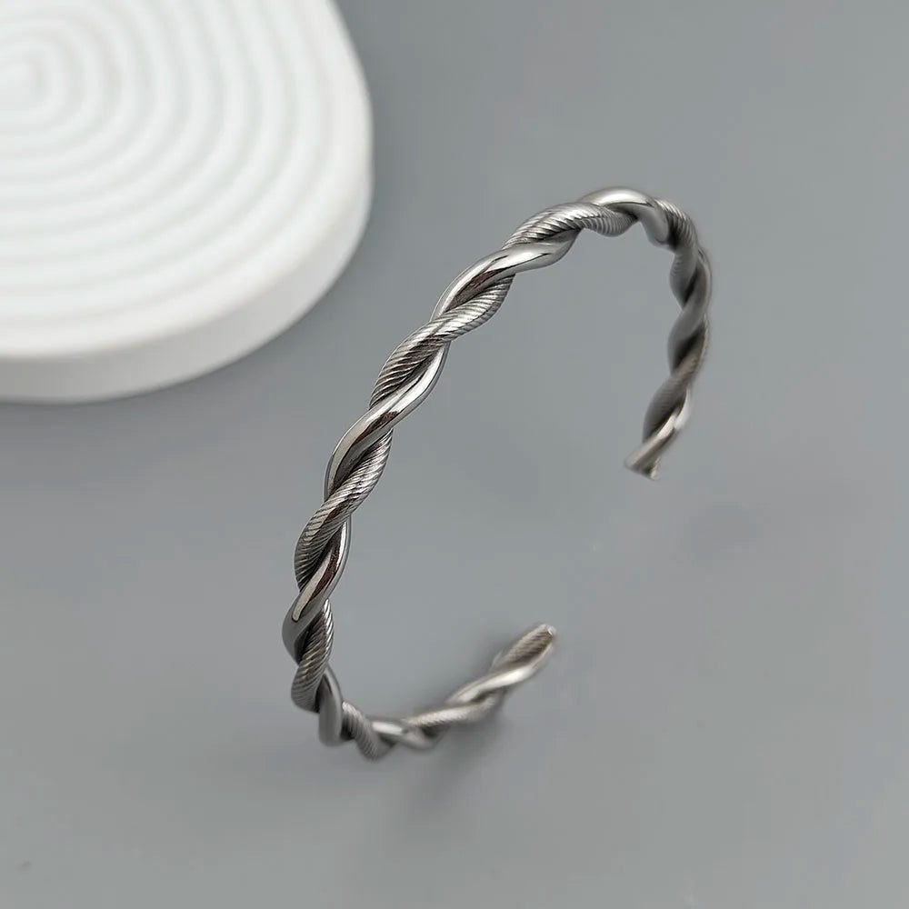 Neues doppelreihiges, drahtgewickeltes, vergoldetes 18K Edelstahlarmband, hochwertiger wasserdichter Silberschmuck, Geschenk für Paare
