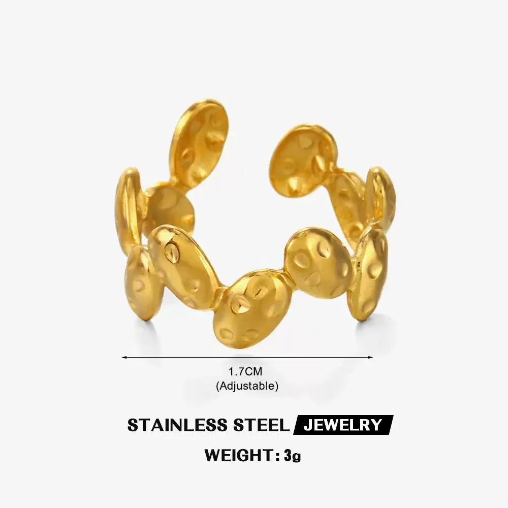 Großhandel High-End wasserdicht dreidimensionaler M-Buchstabe hohler Edelstahl Fingerring trendig für Damen personalisierbarer Schmuck
