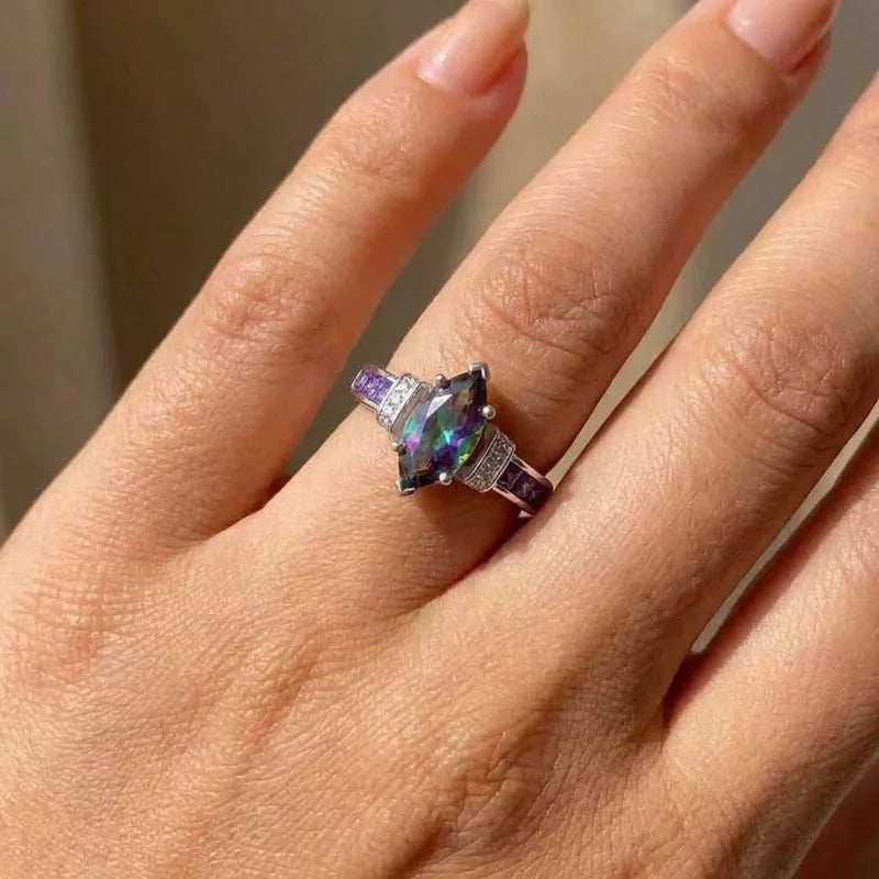 Anillos de fiesta de moda de plata de ley 925 con circonita cúbica púrpura brillante en forma de marquesa y engaste de puntas para mujer, regalo de joyería