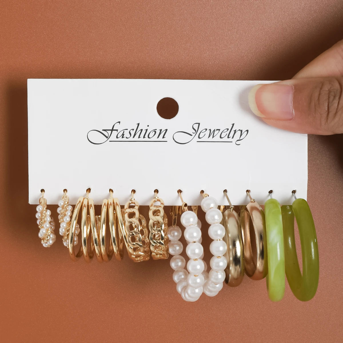 24 Stück Vintage Silberfarbene Y2K Perlenohrringe für Frauen Geometrie Runde Kreis Eckige Creolen Ohrring-Set Mode Damenschmuck