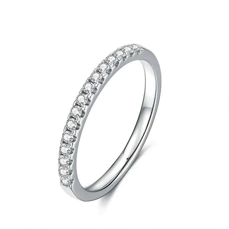 NeeTim Moissanit-Ring 925er Sterlingsilber mit Weißgoldbeschichtung, Labor-Diamant-Eternity-Band Verlobungs-Eheringe für Frauen