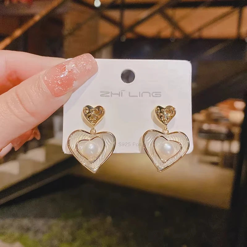 Aretes colgantes coreanos en forma de corazón para mujer, niña, regalo romántico de San Valentín, joyería de moda, perlas colgantes, aretes bonitos con lazo