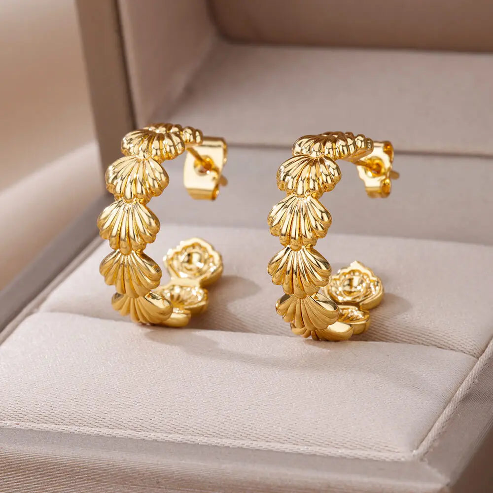 C-förmige Muschel Ohrringe aus Edelstahl für Frauen Koreanischer Stil Vergoldeter Piercing Ohrring Luxuriöser Schmuck Geburtstagsgeschenk