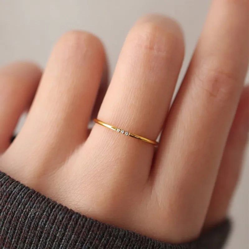 1 mm dünner Edelstahl CZ Inlay Stapelbarer Ring Ehering für Frauen Mädchen Größe 3-10