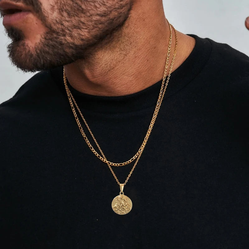 Joyas Impermeables Chapado en Oro de 18k Colgante de San Jorge Acero Inoxidable Colgante de Poseidón Búho Espartano Medalla Religiosa para Hombre