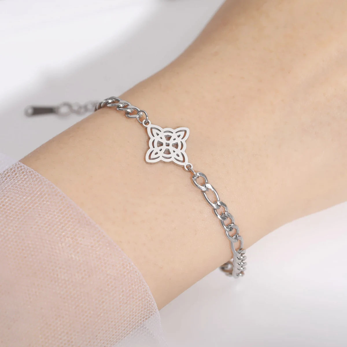 Hohle chinesische Knoten-Anhänger-Armbänder Hexenknoten-Kettenarmband Damen Herren Vintage Liebes-Schmuckgeschenke