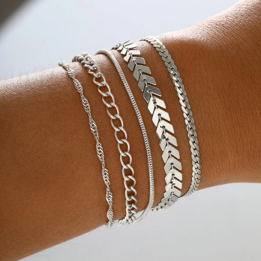 5/15-teiliges Set silberfarbene Kettenperlenarmbänder für Frauen Schlichter, eleganter Urlaub, Strandparty, Freizeit-Schmuck, vielseitig, für den Alltag