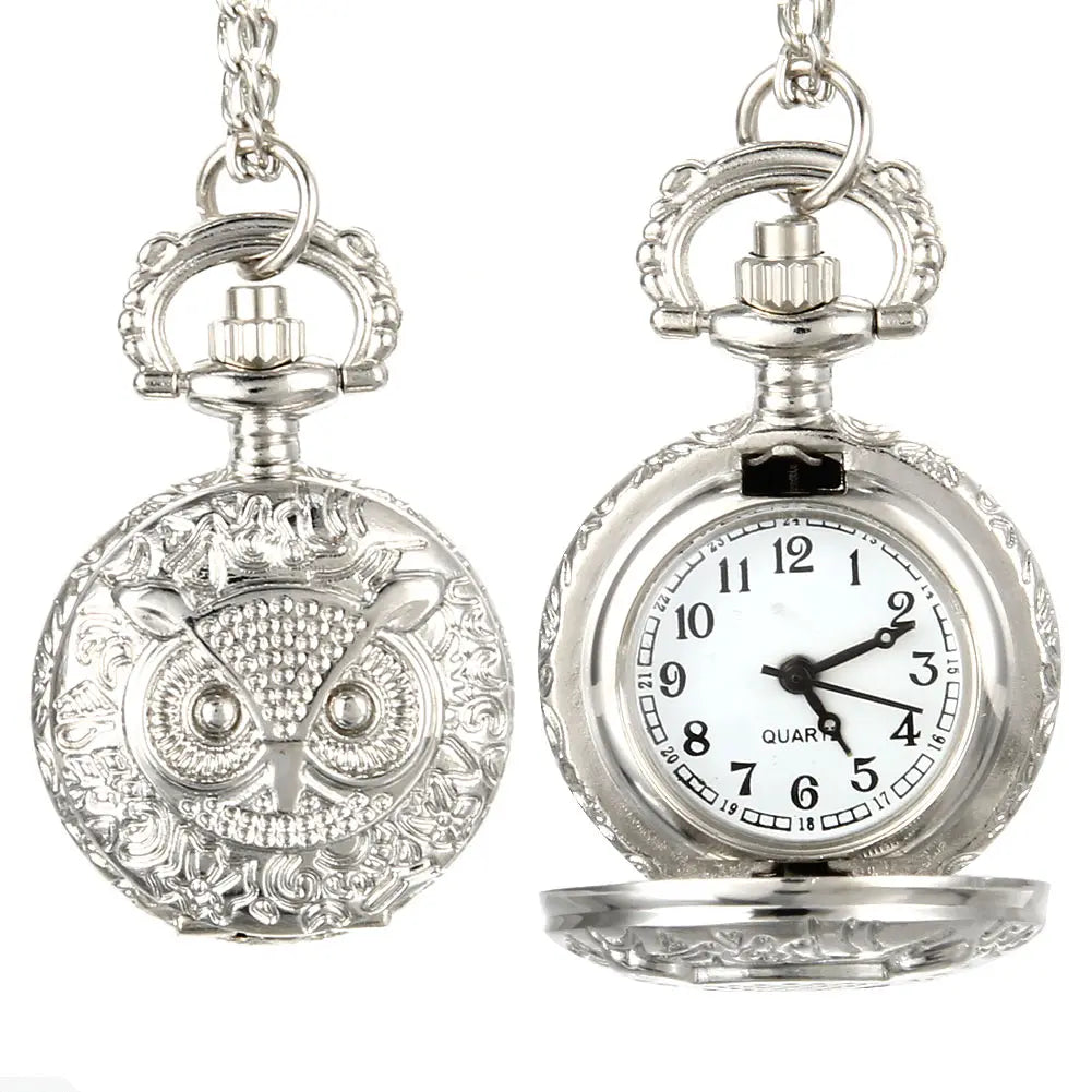 Vintage Pocket Small Watch Steampunk Quartz Watch With Chain Hollow Heart Cover Necklace Bronze Color Alloy Fob Clock Men Gift