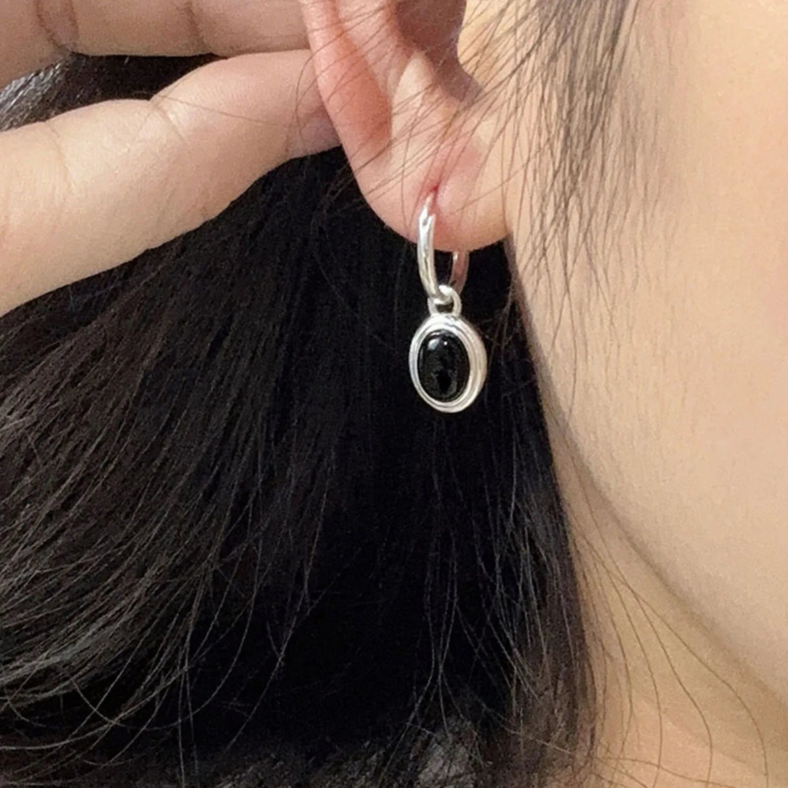 Pendientes redondos de oro vintage de plata de ley 925 para mujer, pendientes de bola negra, joyería que previene la alergia, accesorios de fiesta, regalo