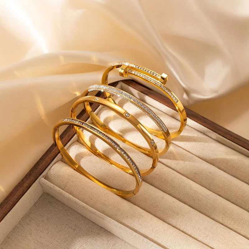 Modisches minimalistisches Nagelarmband mit Sternenhimmel-Diamanteinlage, farbecht, vielseitig, Edelstahlarmband