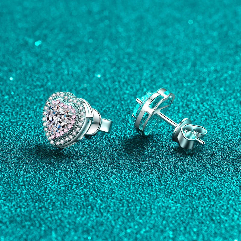 NeeTim 0.5 Karat Moissanit Ohrringe für Damen, herzförmig, Labor-Diamant-Ohrstecker, 925 Sterling Silber, Party, Hochzeit, Edelschmuck