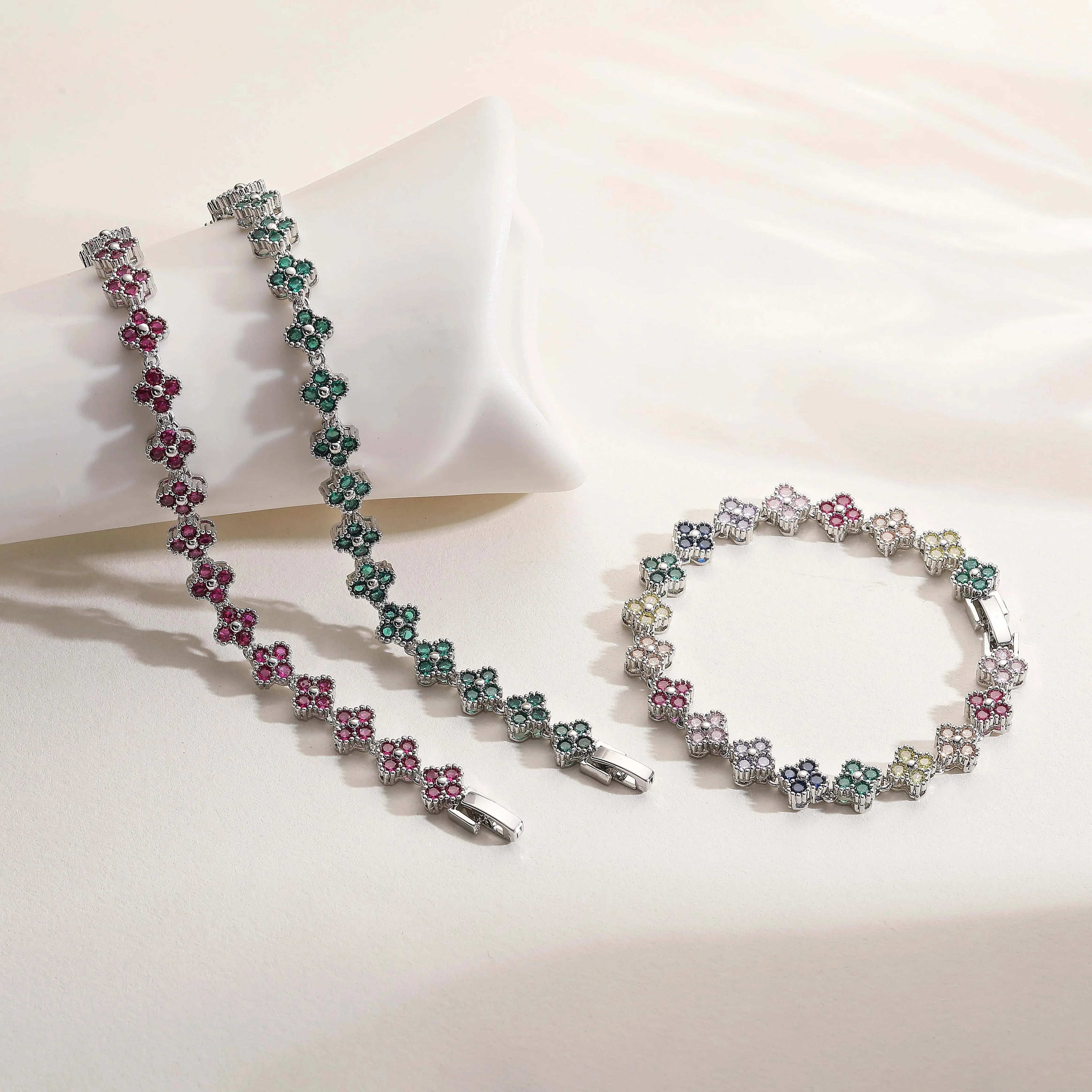 HECHENG,18 Karat vergoldeter Schmuck, Partygeschenk, Retro, Weißer Zirkonia, Modeschmuck, Bijou