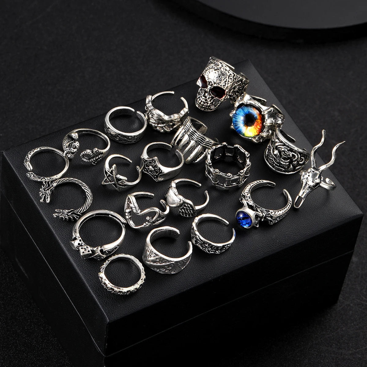 20tlg/Set Retro Punk Gothic Ringe für Frauen Männer Silber Farbe Herz Teufelsaugen Totenkopf Schlange Pentagramm Ringe Set Trendiger Schmuck Geschenk