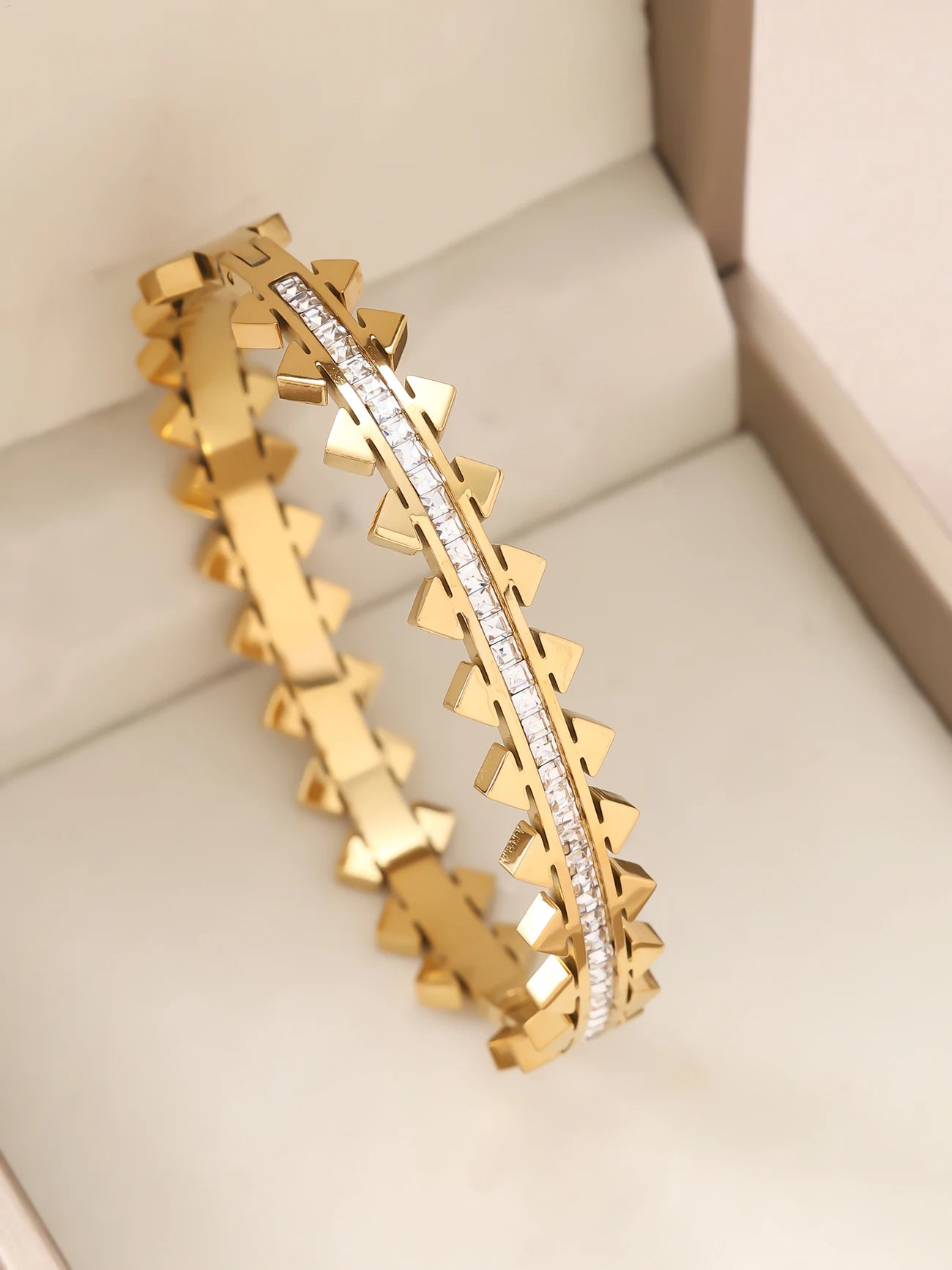 1 Stück/Set Damen Hochzeitsschmuck Party Feiertag Valentinstag Geschenk Edelstahl Armband 18K vergoldet Armband