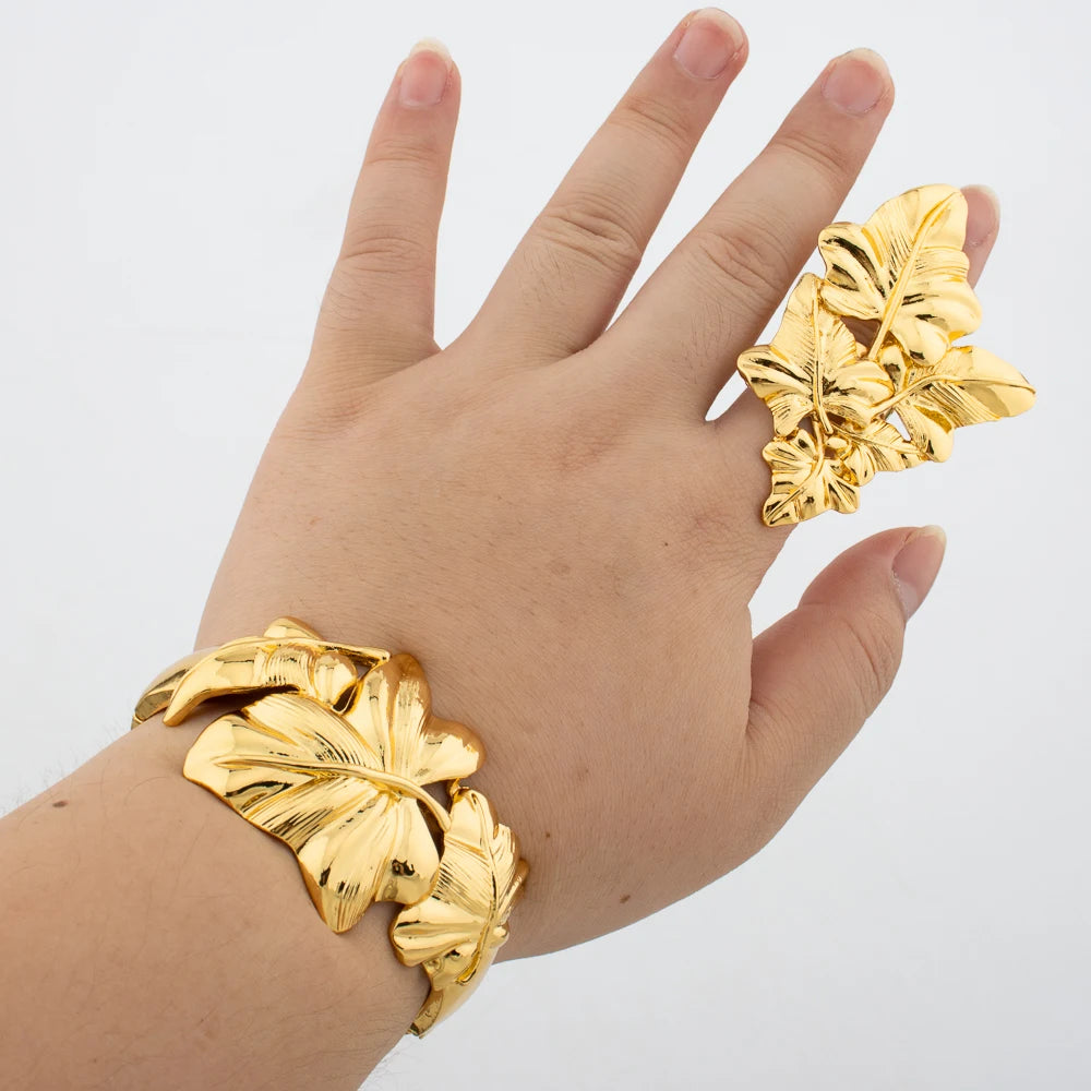 Leoparden-Design Armreif und Ring Schmuckset Vergoldet Afrikanisches Armband Verstellbarer Ring Hochzeiten Brautschmuck Accessoires