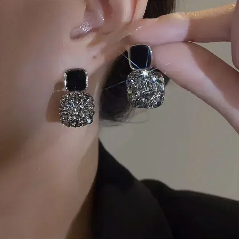 Französische High-End-Ohrringe aus braunem Kristall für Damen, modisch, luxuriös, personalisiert, Alltagsaccessoires, Abschlussballschmuck, Jubiläumsgeschenke