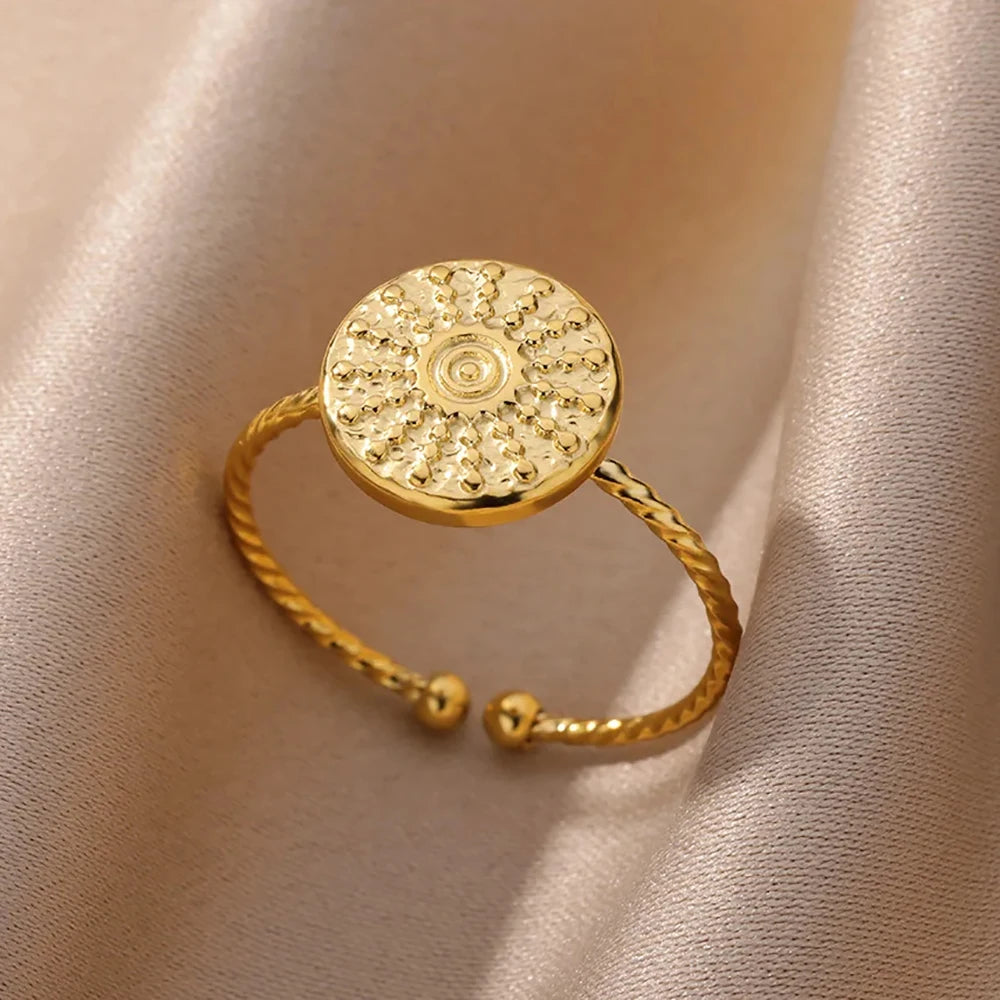 Anillos de Monedas de la Diosa Arethusa de la Antigua Grecia Vintage para Mujeres Imitación Perla Zircon Luna Anillo de Acero Inoxidable Joyería de Moda