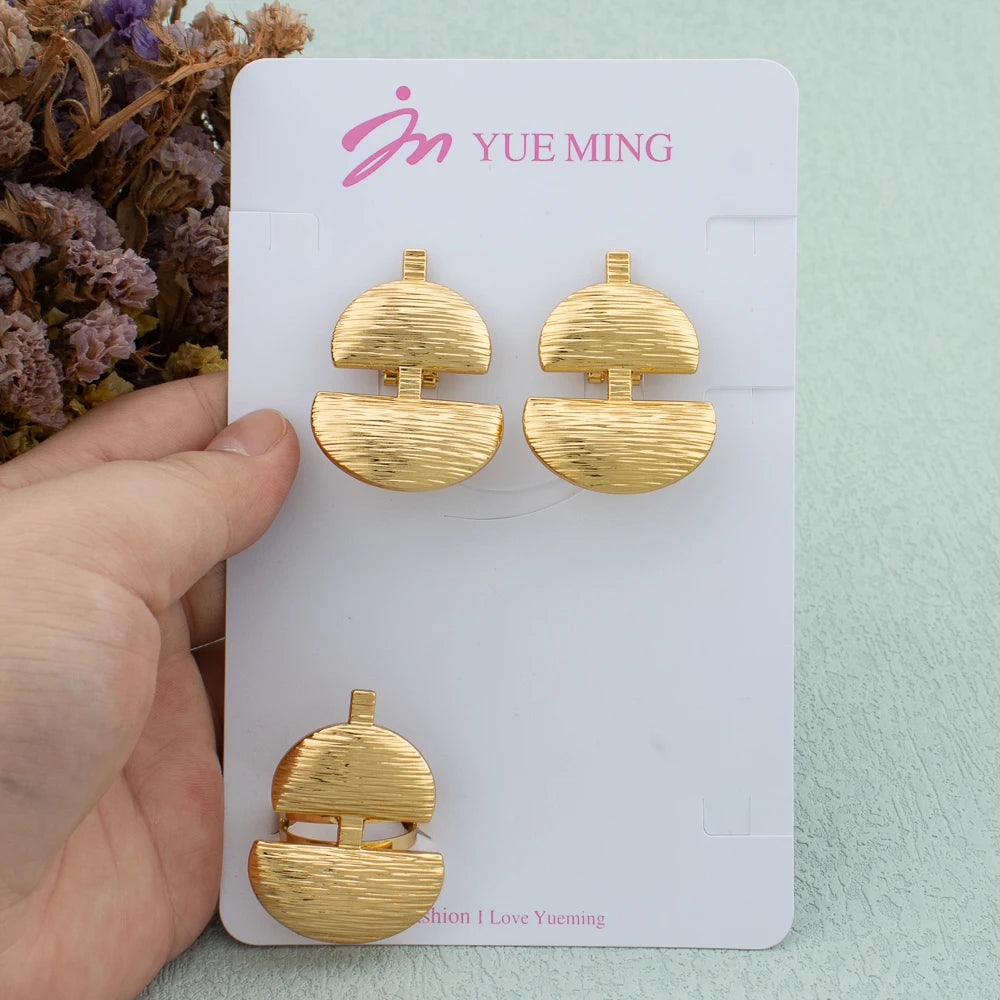 Große Statement-Ohrringe aus Gold, Ring-Schmuck für Damen, Punk Vintage Gold Silber Farbe Geometrisch Metall Hängende Ohrringe