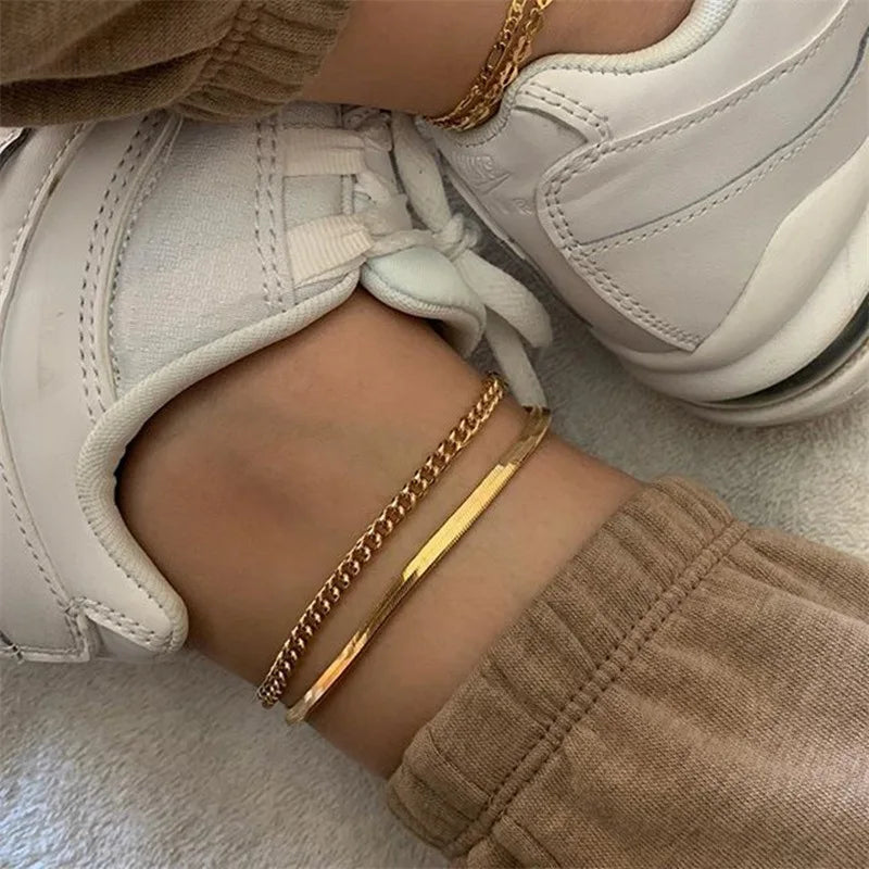 Neues Sommer Muschel Fußkettchen Set für Damen Pailletten Strand Fußkette Goldfarbene Bein Kette am Fuß Weiblicher Böhmischer Schmuck