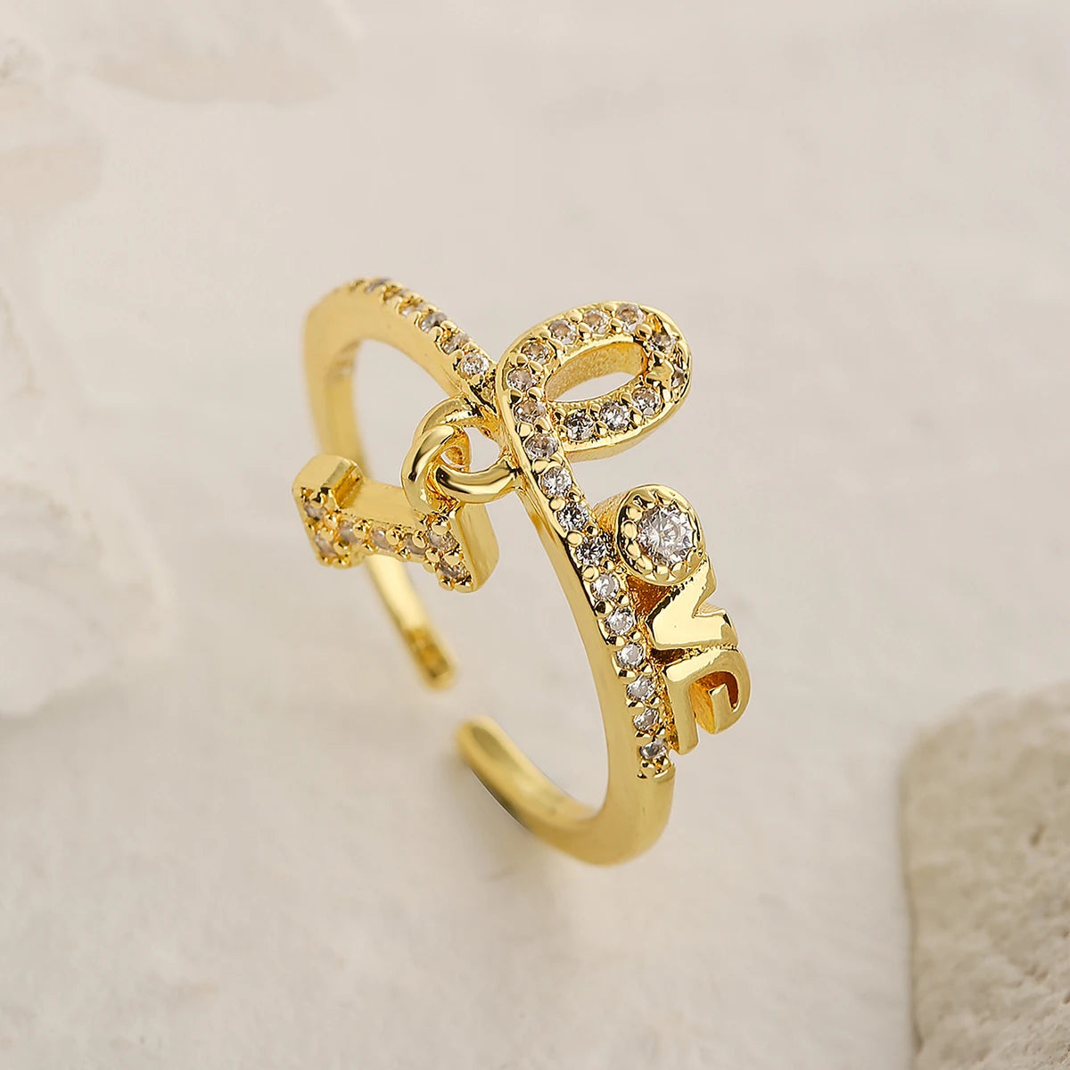 NEWBUY Mode Goldfarbe Kupfer Hochzeit Schmuck Luxus AAA Zirkonia Schloss & Schlüssel Anhänger Fingerring Verstellbar für Frauen Mädchen