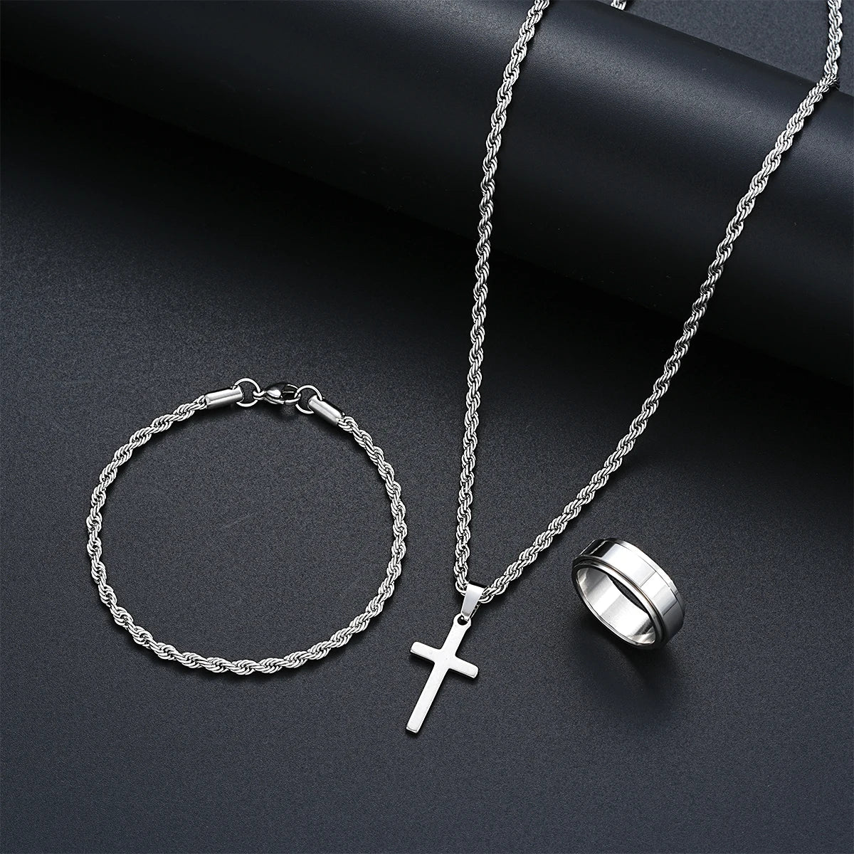 Edelstahl Schmuckset für Herren Damen, Mode Silber Farbe Kreuz Anhänger, gedrehte Seilkette, Armbänder, Ring, Geschenke