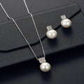 2 piezas de imitación de perlas colgante de mujer, collar, aretes, conjunto de cadena de serpiente de color plata, metal cuadrado, conjunto de joyería de cristal completo
