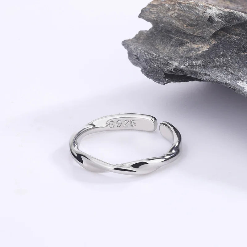 Mode 925 Sterling Silber Einfache gedrehte Drahtringe für Frauen Hochzeit Feiner Schmuck Geschenk Großhandel