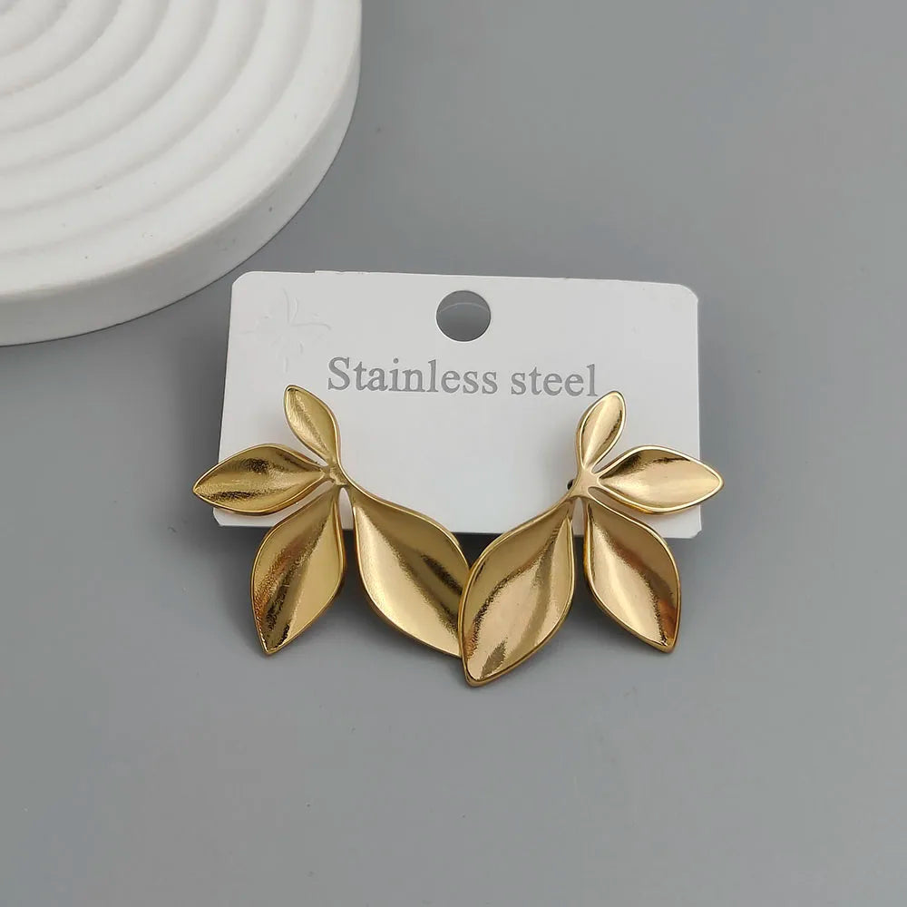 Kreative Heavy-Metal-Ohrringe aus Edelstahl mit fünfeckigem Stern und Blättern, wasserdicht und rostfrei, Partyschmuck für Damen